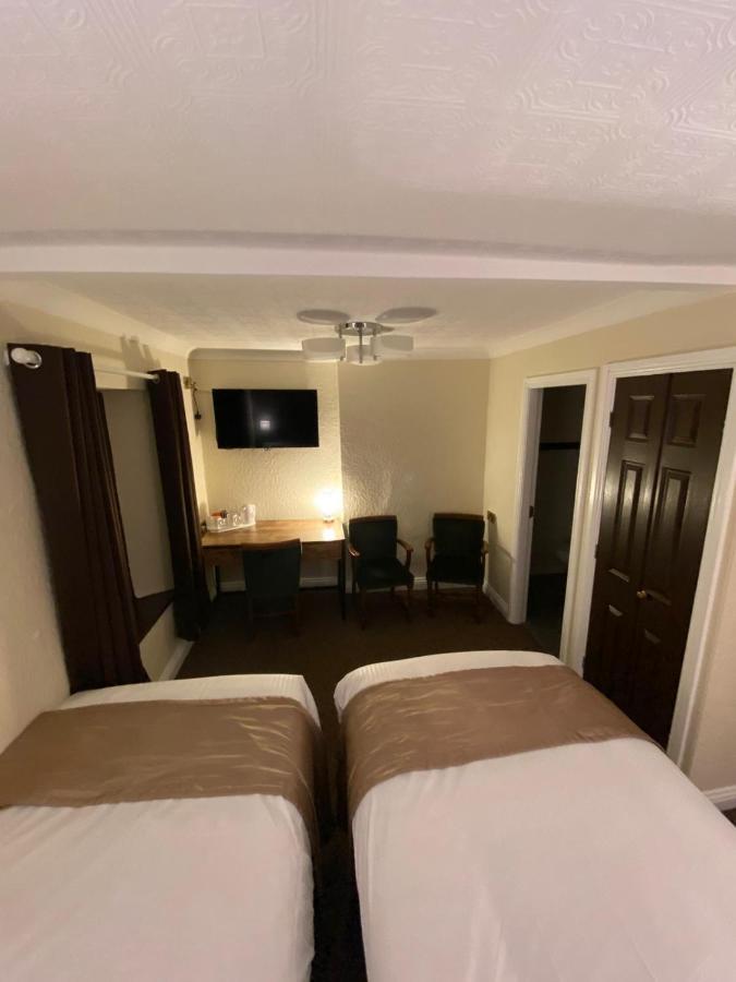 ברנרד קאסל The Redwell Inn מראה חיצוני תמונה