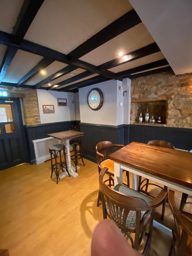 ברנרד קאסל The Redwell Inn מראה חיצוני תמונה